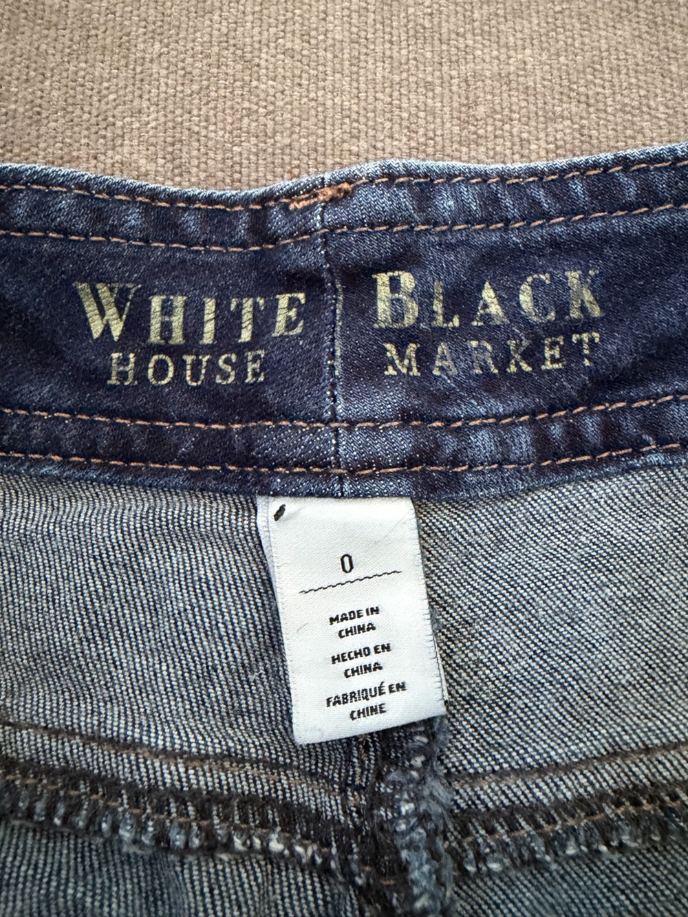 White House Black Market Denim Women's Shorts - Picture 4 of 5